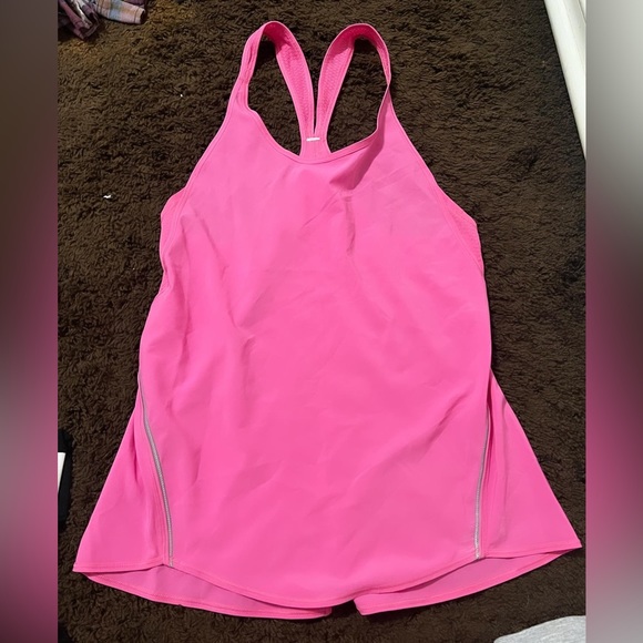 Lululemon tank - Picture 2 of 3